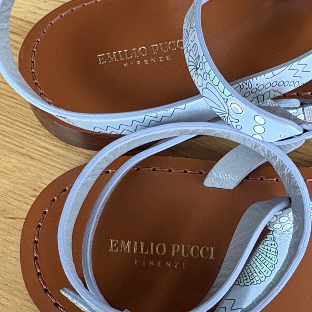 Emilio Pucci leather blue thong upper Sandals